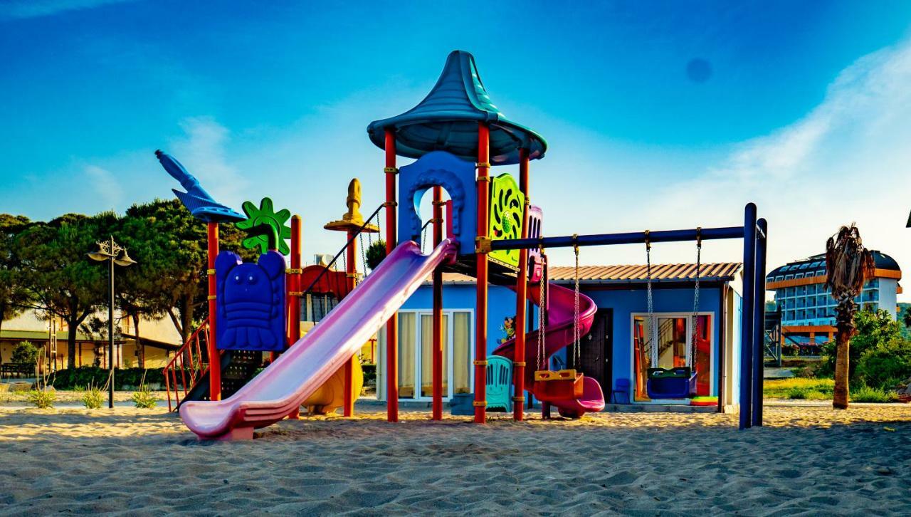 Throne Beach Resort & Spa シダ エクステリア 写真