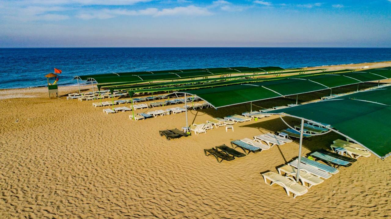 Throne Beach Resort & Spa シダ エクステリア 写真