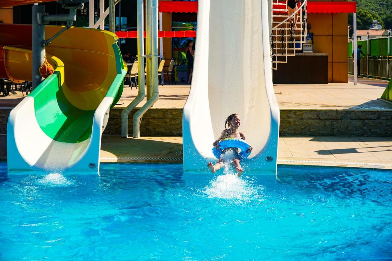 Throne Beach Resort & Spa シダ エクステリア 写真